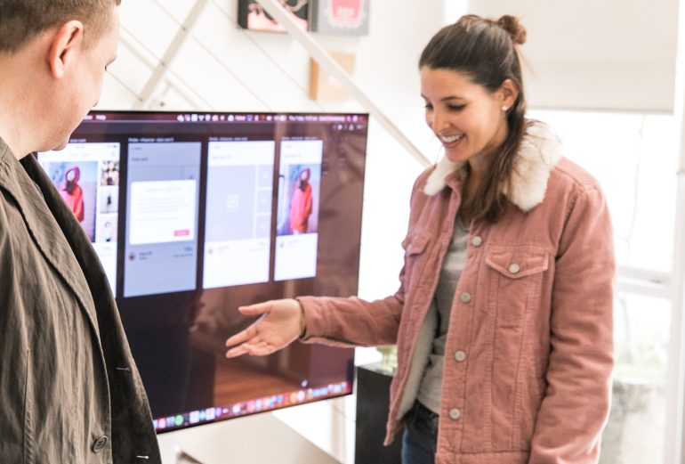 Mys Tyler, Sarah Neill