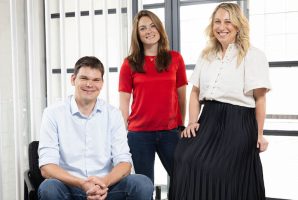 FairSupply cofounders Dr Arne Geschke (l) and Kimberly Randle (r) with AirTree's Jackie Vullinghs