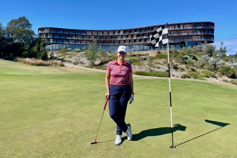 Zonely, Alicia Nagle