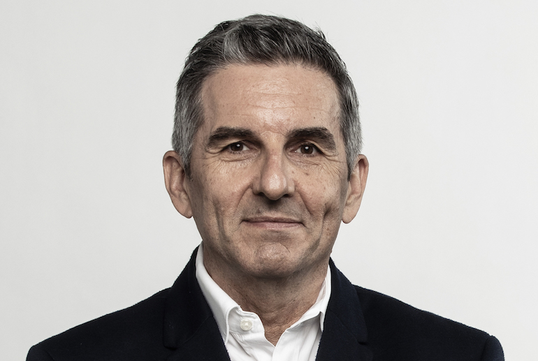 Daniel-Petre StartGiving