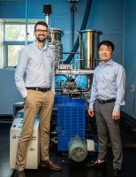 Goran Bozic and Prof Shawn Kook